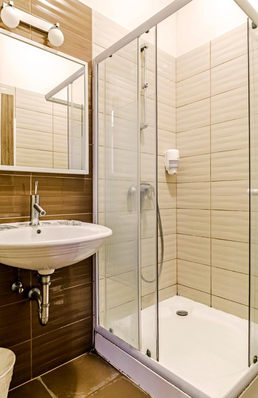 The Cream Bed & Breakfast Budapest Bagian luar foto